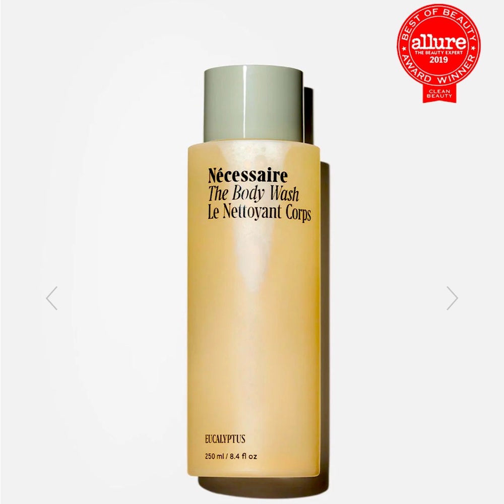 🎉FINAL SALE🎉 Necessaire body wash